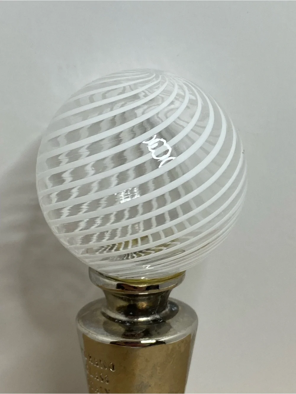 Murano Art Glass Bottle Stopper White Spiral Swirl Made In Italy Wine Decanter